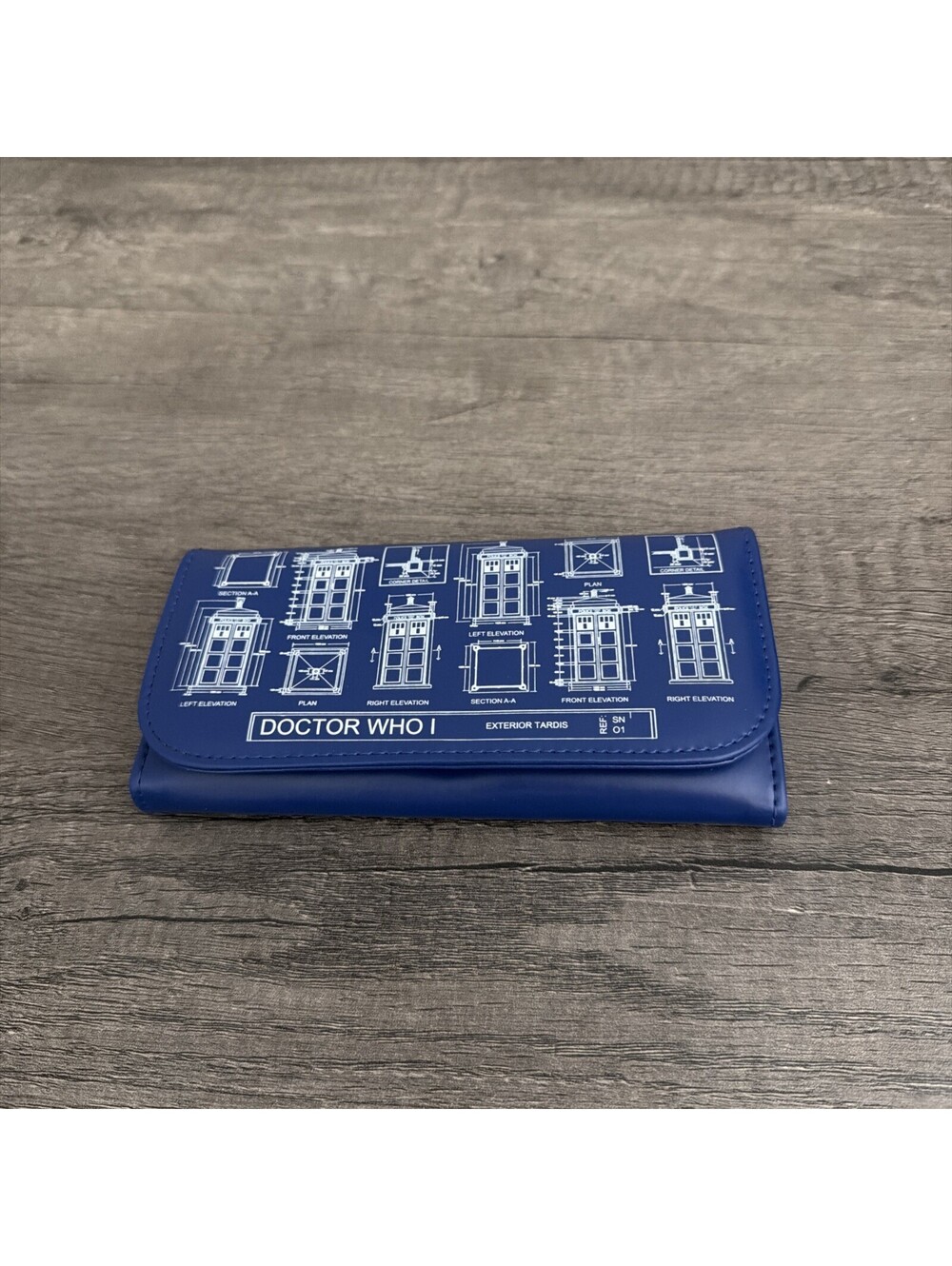 Dr. Doctor Who Woman's Faux Leather TARDIS Zip Flap Wallet